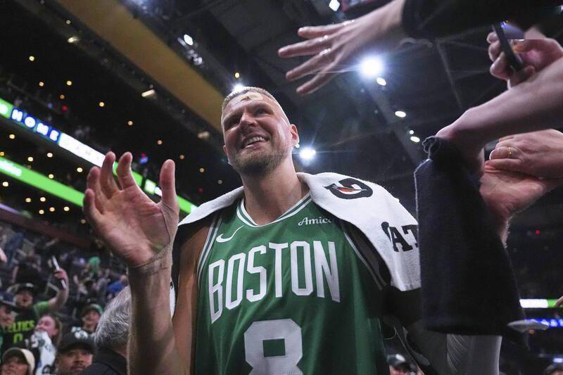 墨西哥男篮绝地反击魔术,波尔津吉斯送出助攻 墨西哥男篮绝地反击魔术,波尔津吉斯送出助攻