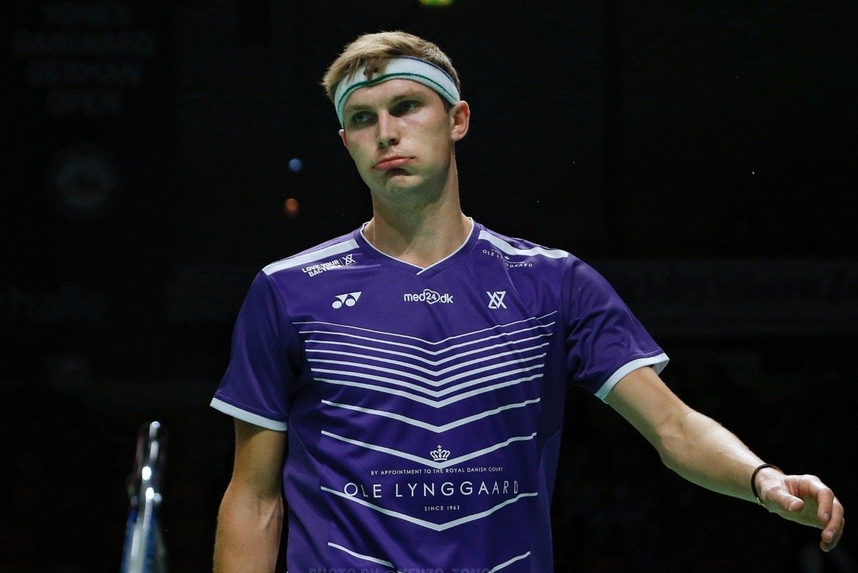 泰国羽毛球队翻盘马来西亚羽毛球队，安赛龙制霸全场的简单介绍