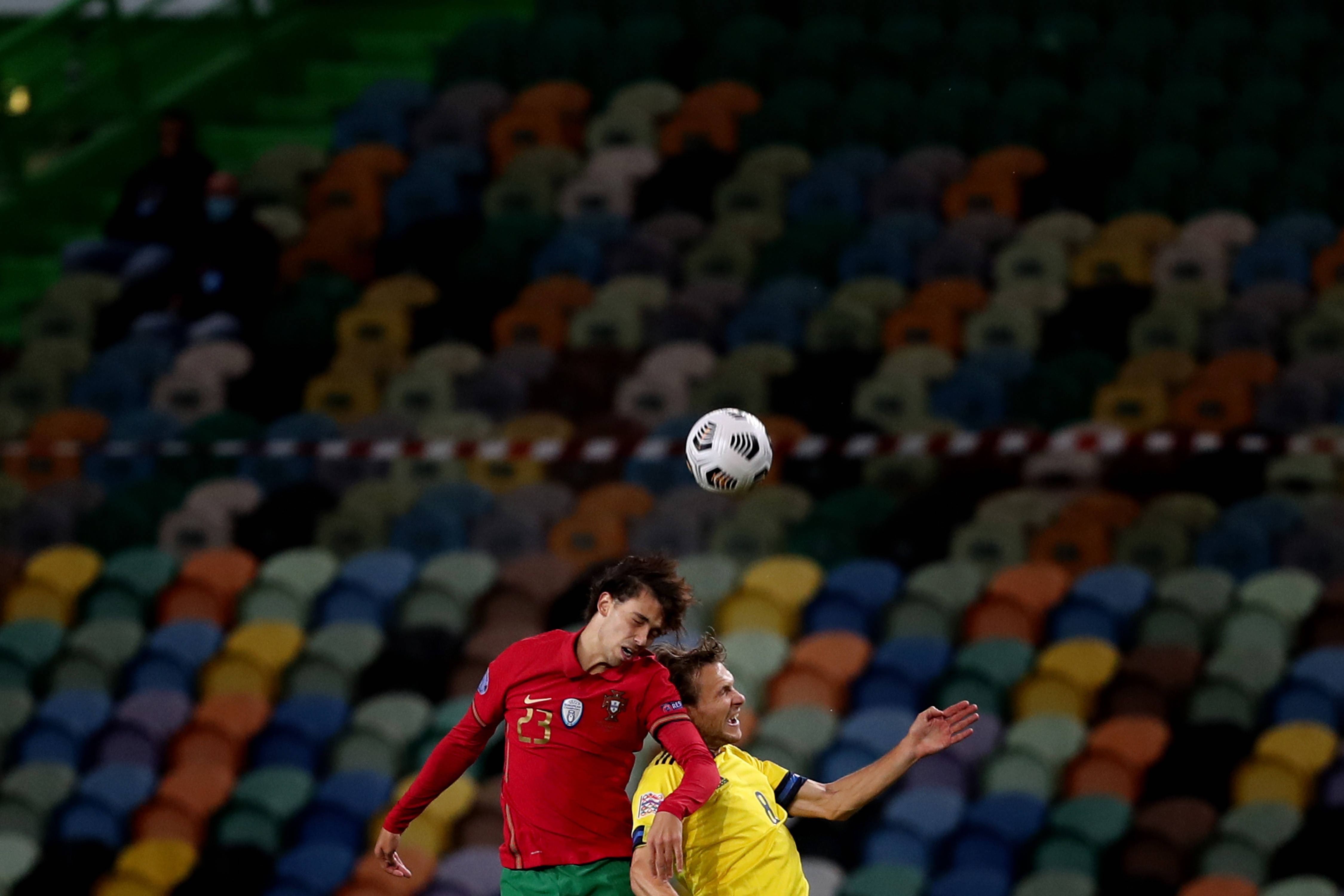 开云体育app-葡萄牙爆冷瑞典,马尔基尼奥斯三分雨点燃全场