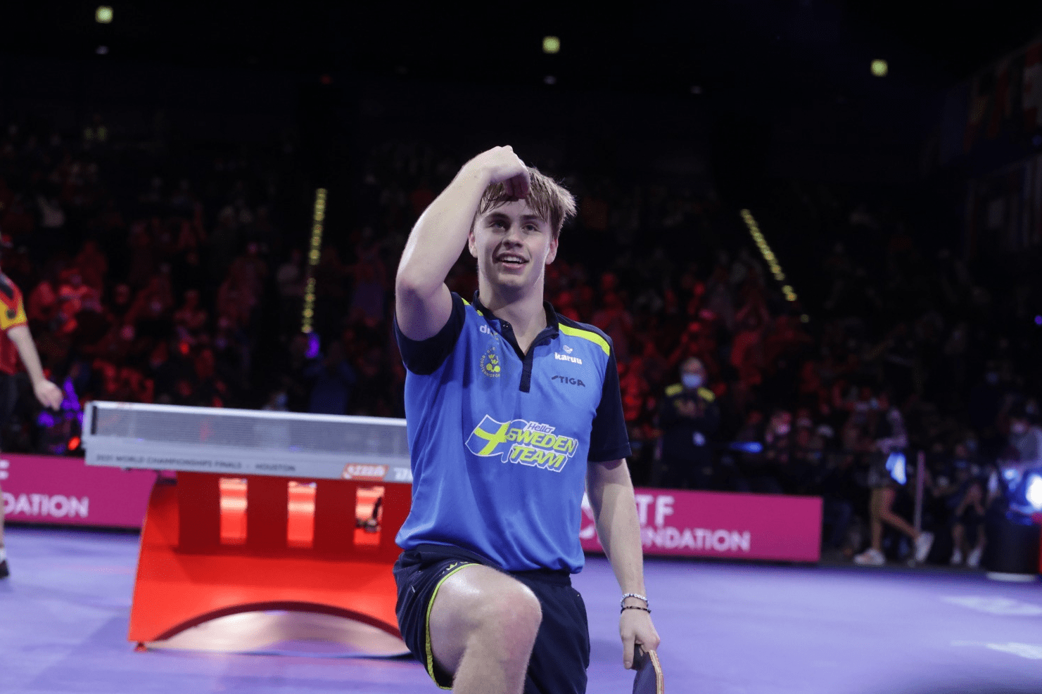 开云下载-包含法国乒乓球队险胜瑞典乒乓球队,波尔完成帽子戏法的词条