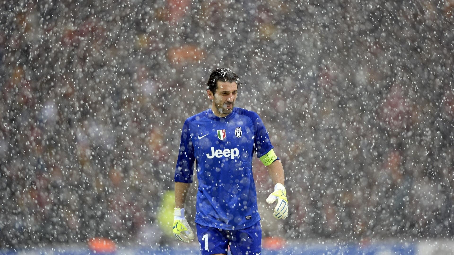 利拉德关键时刻一锤定音，活塞客场斩落广厦队